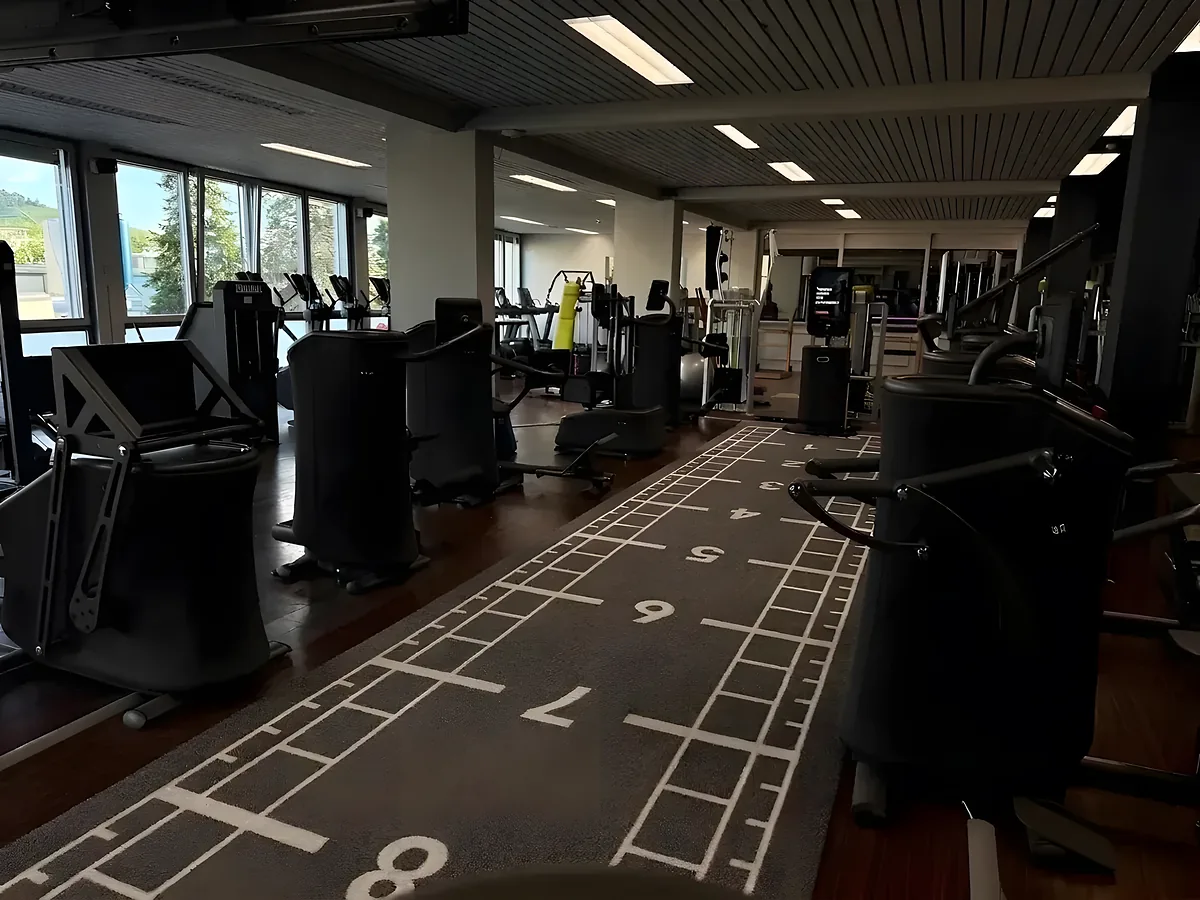 EGYM Smart Strength Geräte im Trainingsbereich