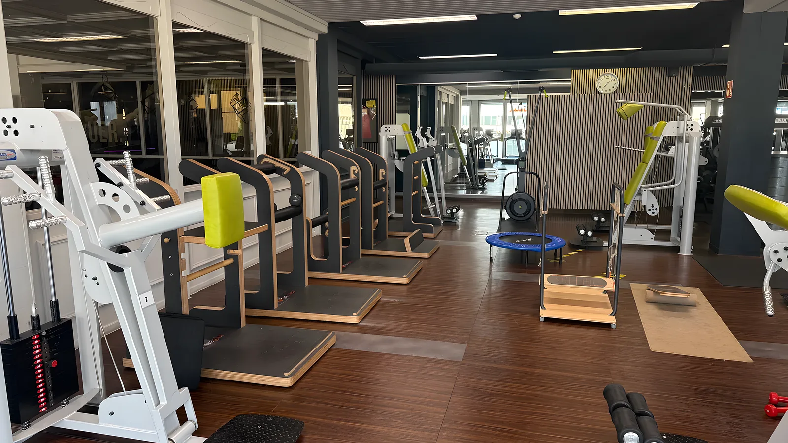Trainingsfläche im Fitness Club Fellbach, 12 Minuten von Stuttgart-Untertürkheim